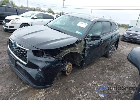 2021 Toyota Highlander Hybrid Xle from USA, damaged, VIN 5TDHBRCH4MS021228